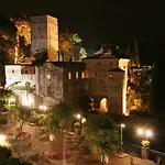 Hotell Rufolo 4*
