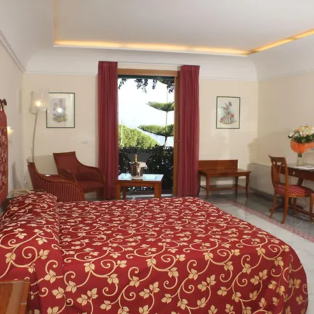 Rufolo Hotel 4*